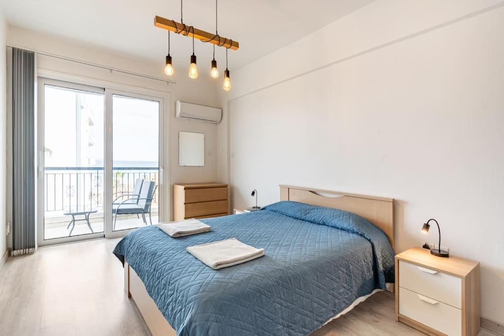 Apartment Must - Finikoudes Seaview Larnaca