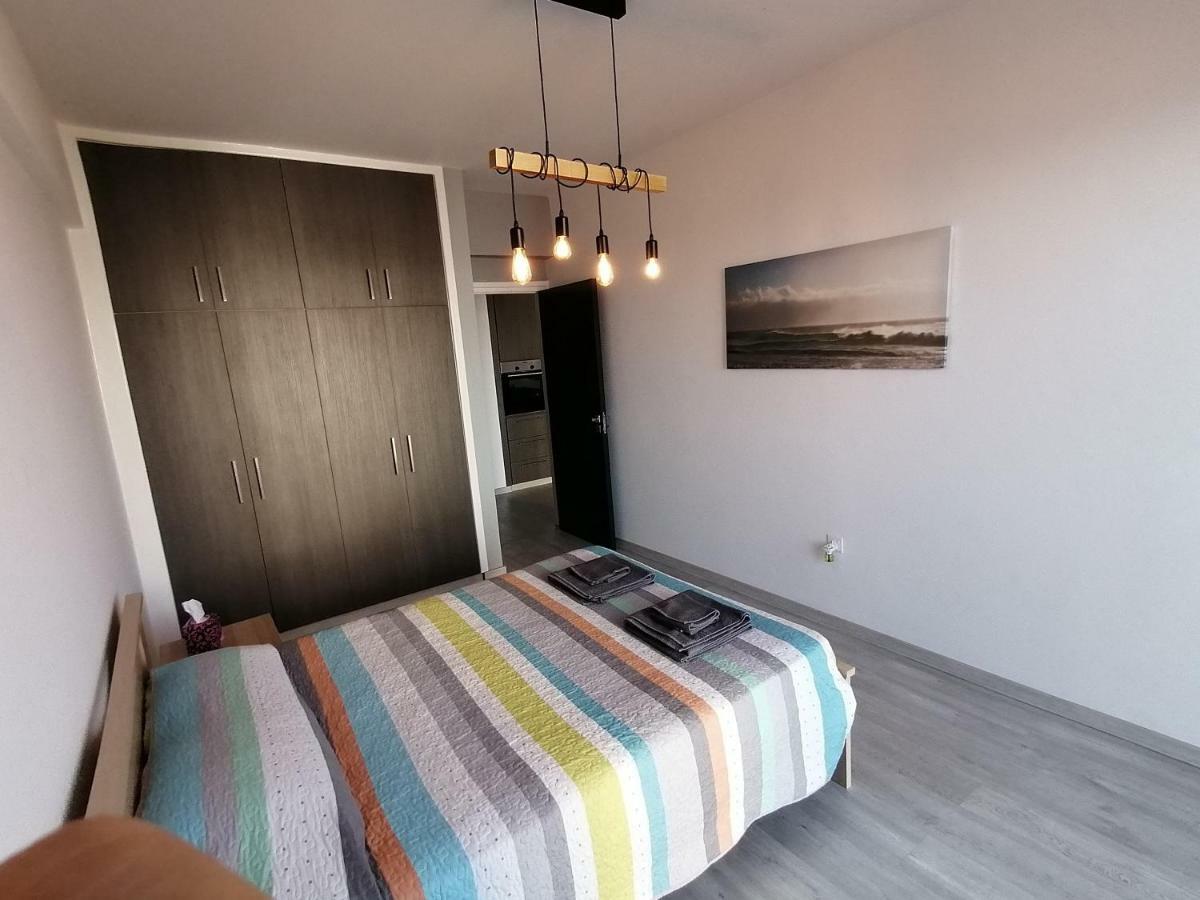Apartment Must - Finikoudes Seaview