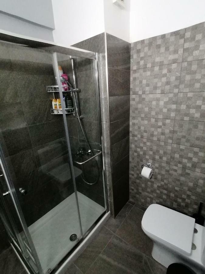 Must - Finikoudes Seaview Larnaca
