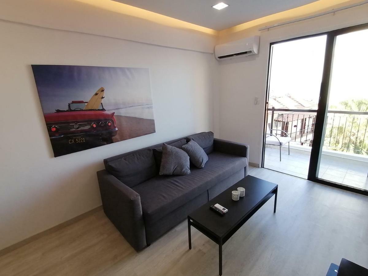 Apartment Must - Finikoudes Seaview